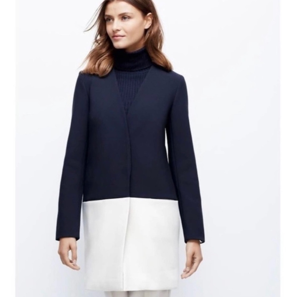 Ann Taylor Navy Blue and Cream Crepe Colorblock Topper Jacket‎ Size S NWOT
